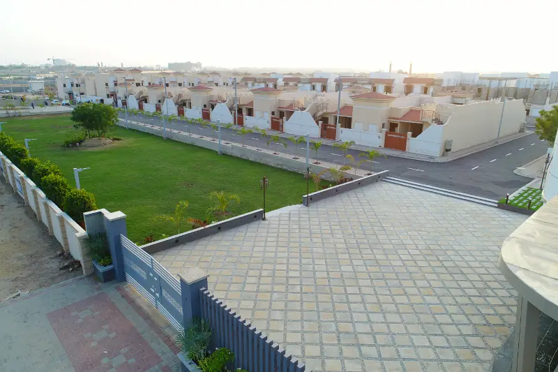cuk2 200 Square Yard Classic Bungalow for Sale in Chapal Uptown, Karachi
