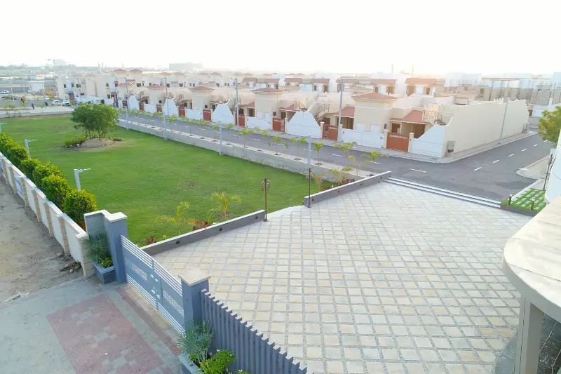 cuk3 200 Square Yard Classic Bungalow for Sale in Chapal Uptown, Karachi