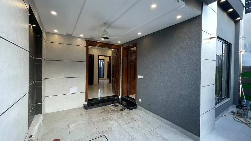 olc 10 5 Marla Brand New House For Sale