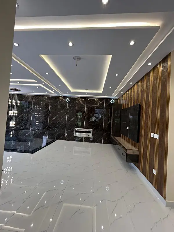 10 MARLA BRAND NEW DESIGNER HOUSE FOR SALE